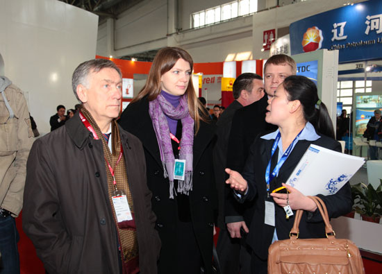 Gazprom Delegation Visits cippe2012(图2)