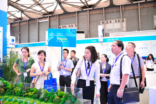 First Day Visitor Account of cippe Shanghai2012 Hits New High(图1)